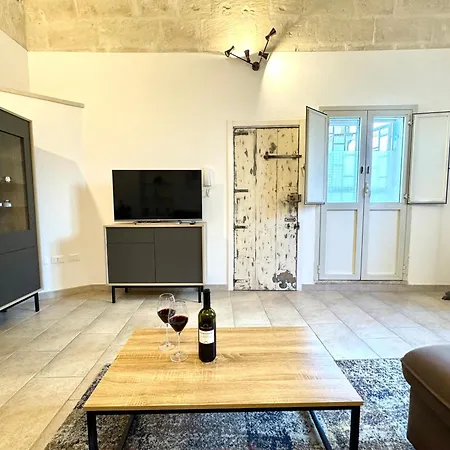 Dimora D'incanto Con Terrazza Vista Duomo Appartement Lecce