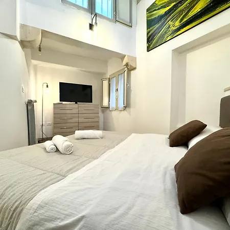 Apartment Dimora D'incanto Con Terrazza Vista Duomo Lecce