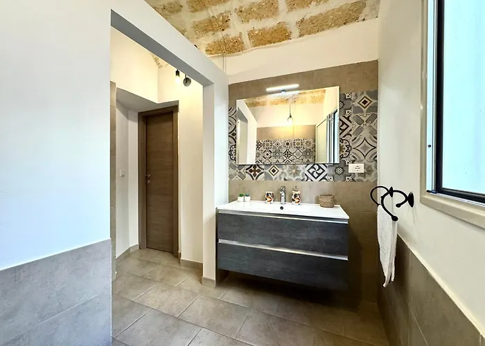 Apartament Dimora D'incanto Con Terrazza Vista Duomo Lecce